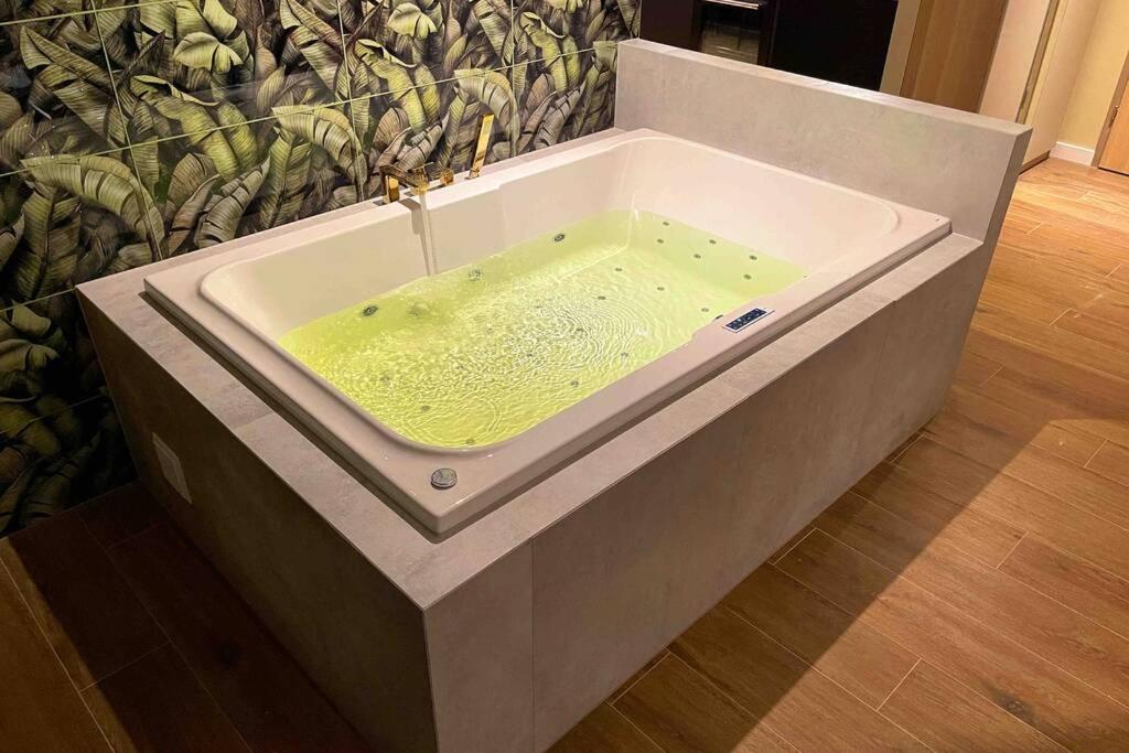 Hawaii Beach Lounge, Loft Z Jacuzzi I Tarasem - Sloneczne Tarasy W Porta Mare, Dziwnówek Eksteriør bilde